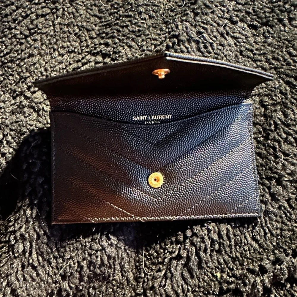 Saint Laurent Cassandre Matelasse Flap Card Case - Picture 3 of 10